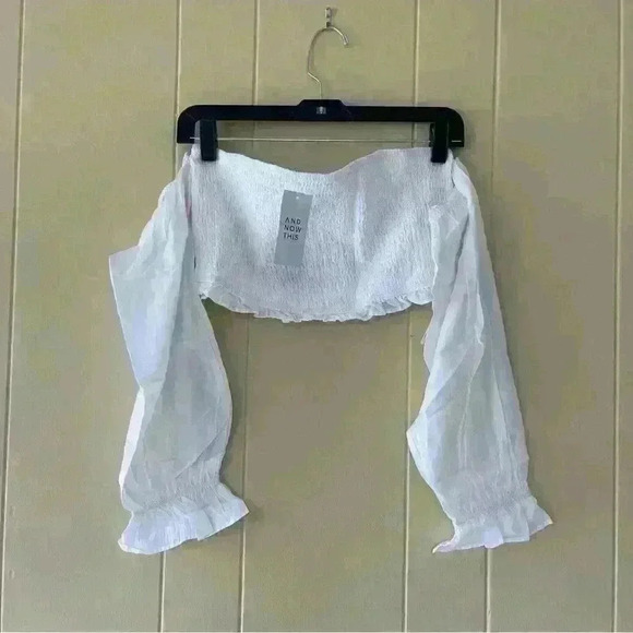And Now This Womens Solid White Smocked Crop Top Off The Shoulder Size Medium - Picture 4 of 13